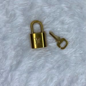 Authentic Louis Vuitton lock and key #306